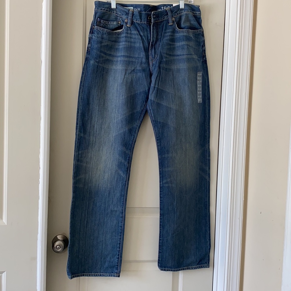 New, men’s Gap jeans size 35x32